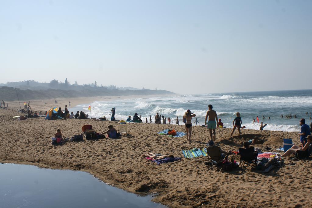 At 4 Umzumbe Beach Apartment, Mangrove Beach Estate Melville  Buitenkant foto