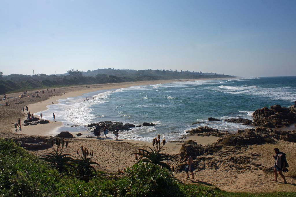 At 4 Umzumbe Beach Apartment, Mangrove Beach Estate Melville  Buitenkant foto